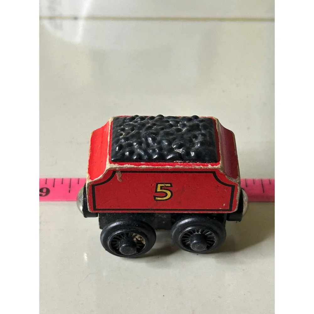 Thomas & Friends Wooden Railway James Tender Red Coal Car Magnetic No 5 Toy